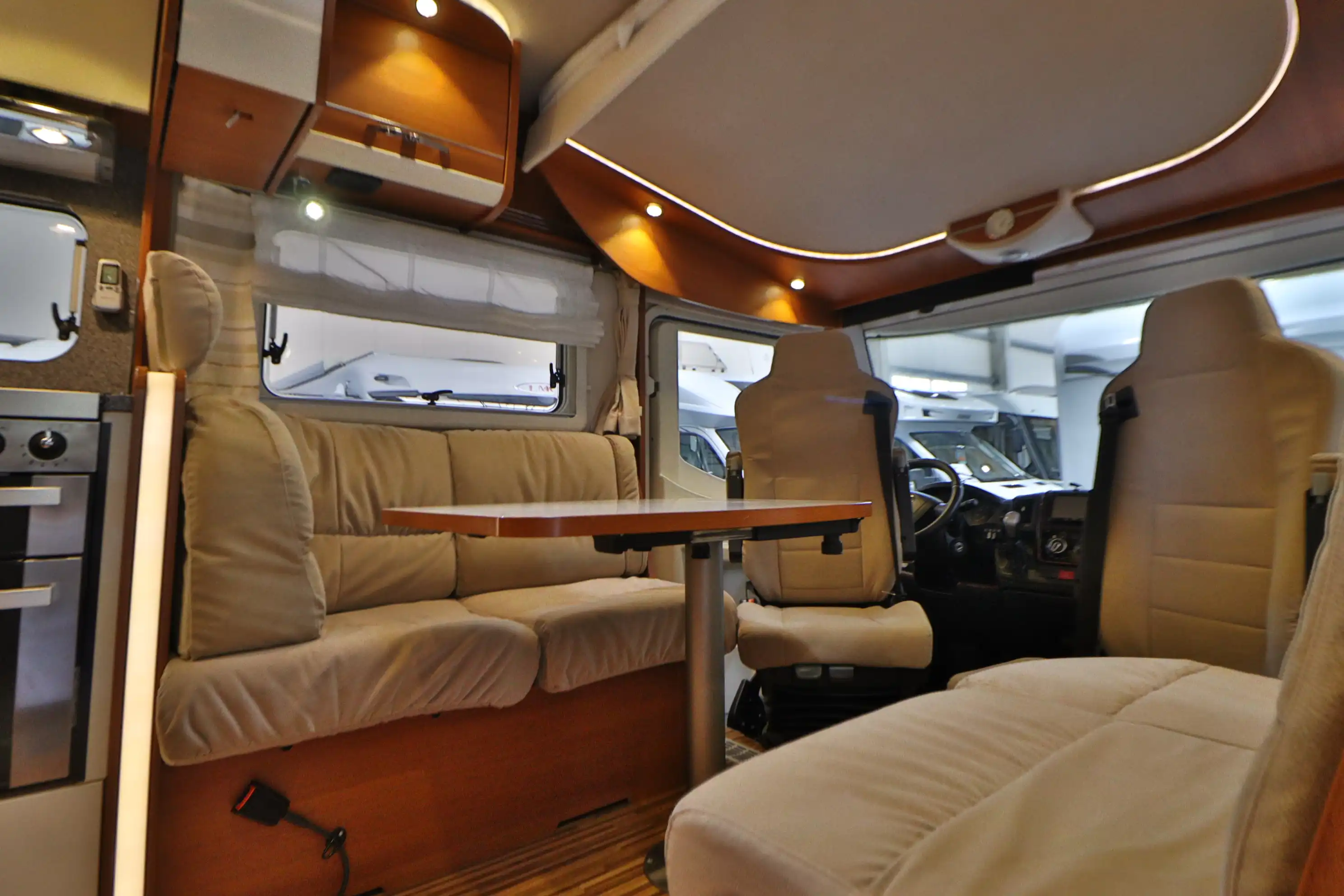 FRANKIA I 680 BD LuxuryClass